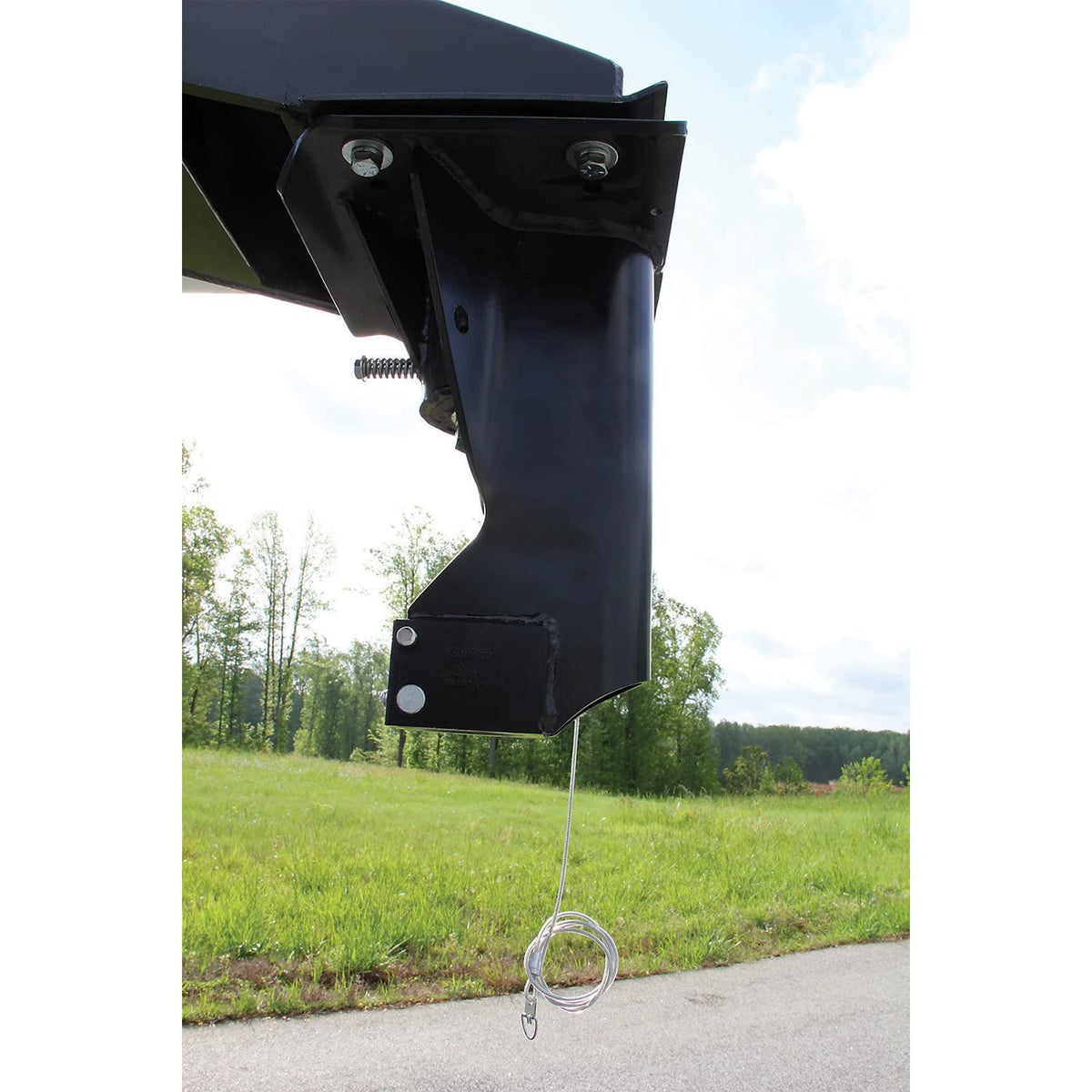 CAMCO 48500 CAMCO 48500 GOOSENECK ADAPTER- 12', Converts Most Standard Fifth-Wheel Trailers To A Gooseneck Trailer; 12 Inch Height