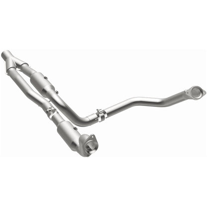 MAGNAFLOW 5551457 MagnaFlow Direct-Fit Catalytic Converter 5551457 (CARB Compliant)