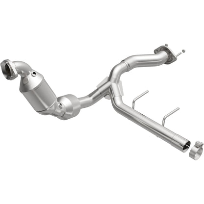 MAGNAFLOW 280758 MagnaFlow Direct-Fit Catalytic Converter 280758 (Federal/EPA Compliant)