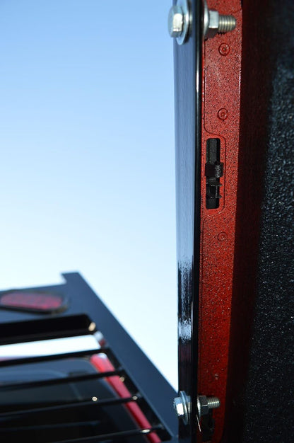 CATTLEMAN CR202L Cattleman HD CR202L Headache Rack Fits Chevrolet/GMC Gloss Black Powder-Coated Steel Can Be Used with Cross Bed Tool Box with Louvers Light Cutouts