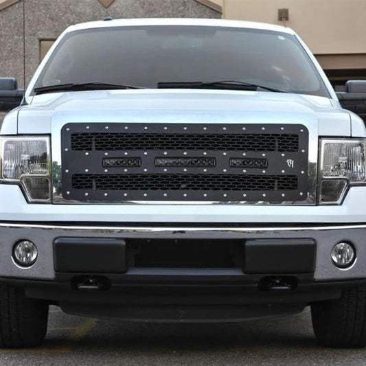 Rigid Industries 906213BLK Rigid Single Row - Series PRO 6" SPOT Midnight (Blacked Out Circuit Boards and Chrome Reflectors)