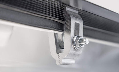 Access B3050119 Access B3050119 Acc Lomax Tri-Fold Cover