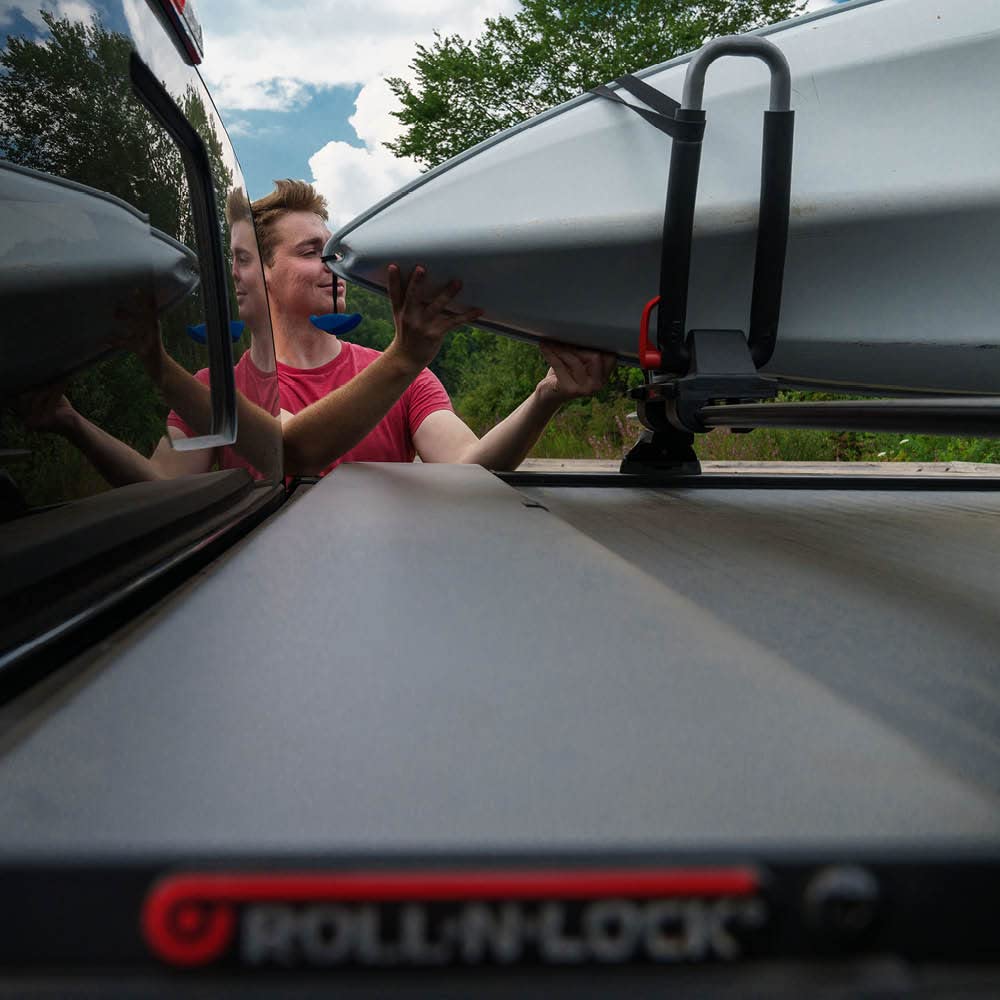 ROLL N LOCK 132M-XT RealTruck Roll-N-Lock M-Series XT Retractable Truck Bed Tonneau Cover | 132M-XT | Fits 2021 - 2025 Ford F-150 6' 7" Bed (78.9")