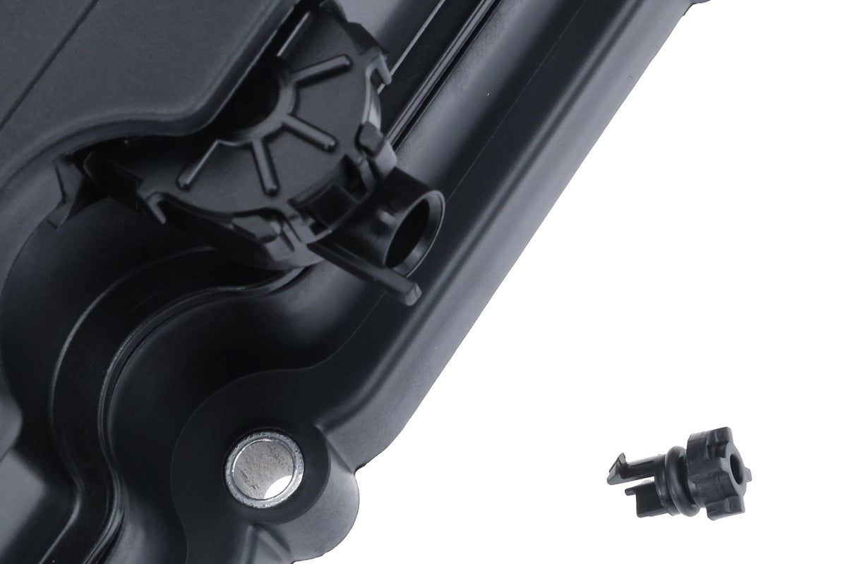 URO PARTS 11127646555 Uro Parts 11127646555 VALVE COVER