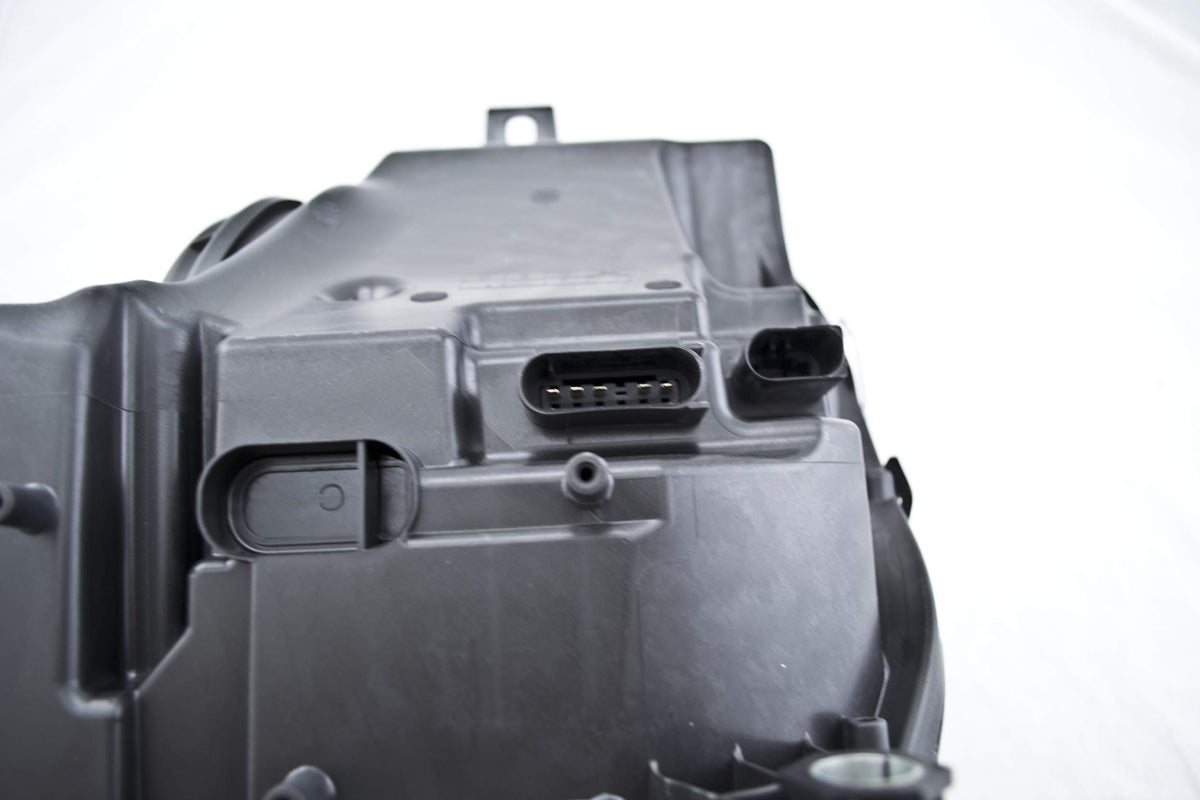 HELLA 263037061 HELLA 263037061 Headlight Assembly, Mercedes-Benz R-Class (W251, V251), Passenger Side, Multi