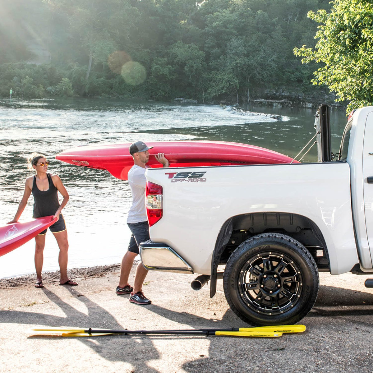 UNDERCOVER FX41014 RealTruck Undercover Flex Hard Folding Truck Bed Tonneau Cover | FX41014 | Fits 2016-2023 Toyota Tacoma (fits w/or w/o Bedside Storage Boxes) 5' 1" Bed (60.5")