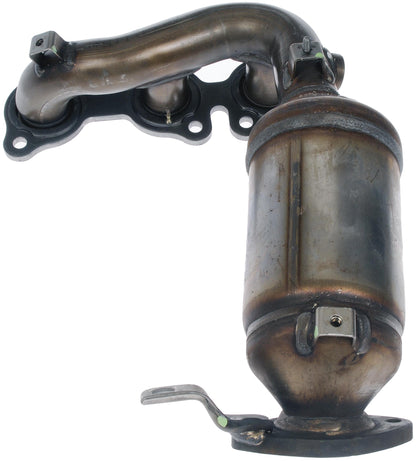 DORMAN 674-863 Dorman 674-863 Front Manifold Converter - Not CARB Compliant Compatible with Select Lexus / Toyota Models (Made in USA)