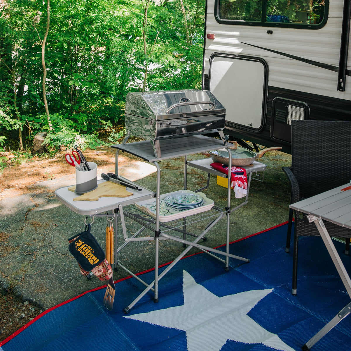 CAMCO 57293 Camco Olympian Deluxe Folding Portable Grill Table for Campsites, 57293