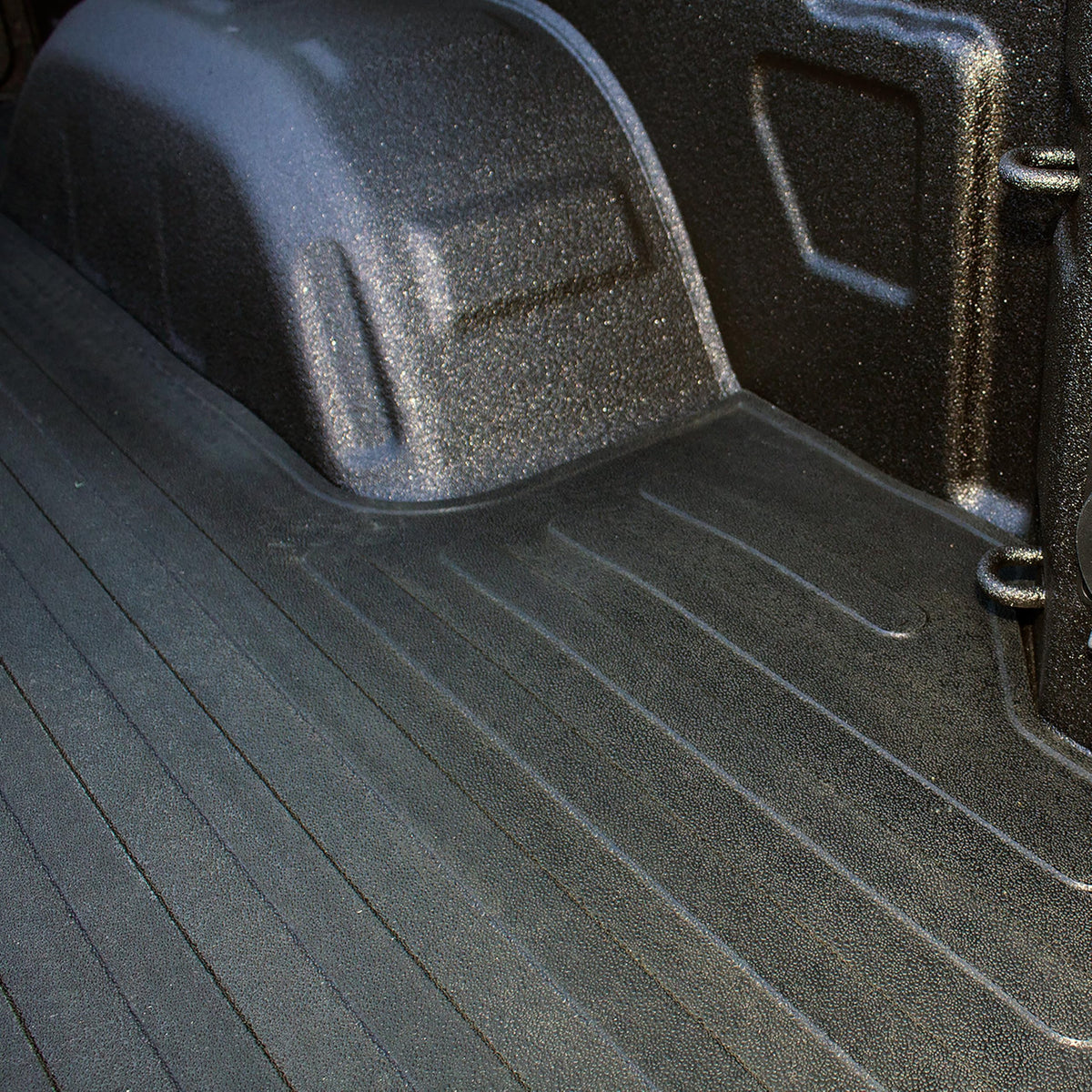 TRAILFX 637N Trailfx High Strength 3/8" Thick Rubber Bed Mat Direct-Fit for 2019-2023 Ford Ranger 5' Bed