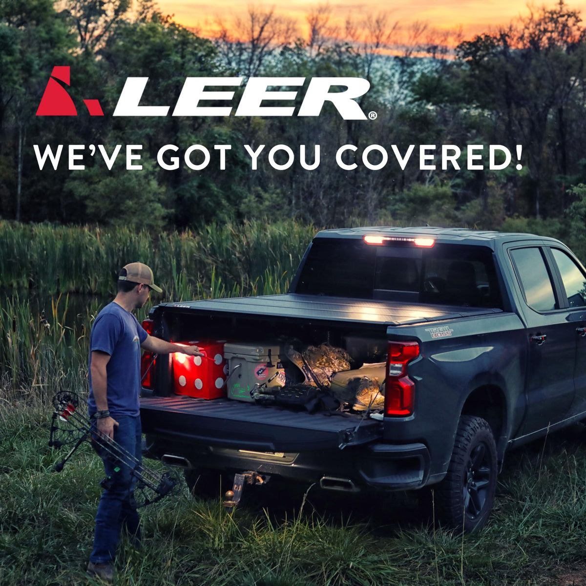 LEER 631105 LEER HF350M Tri-Folding Truck Bed Tonneau Cover, Fits Chevy Colorado and GMC Canyon Crew Cab, Years 2015-2026, 5'2" Truck Bed, Black