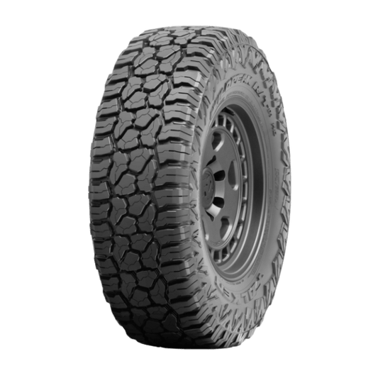 Falken Wildpeak R/T 33x12.50R20 tire
